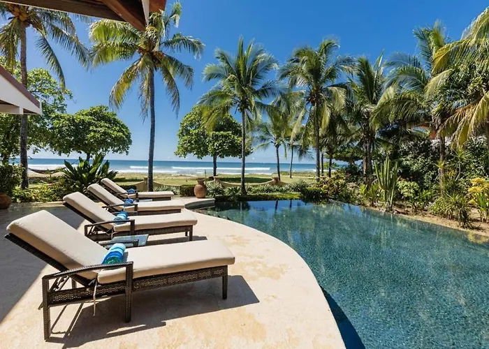 Carmela By The Sea Hotel *
